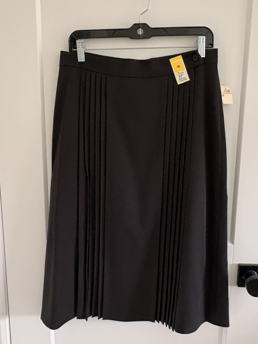 Vintage St. Michael M&S Black Pleated Midi Skirt – UK 16 / US 12 – Made in Canad - Picture 3 of 14